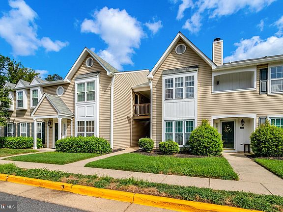 2nd image of 7817 Harrowgate Cir #C