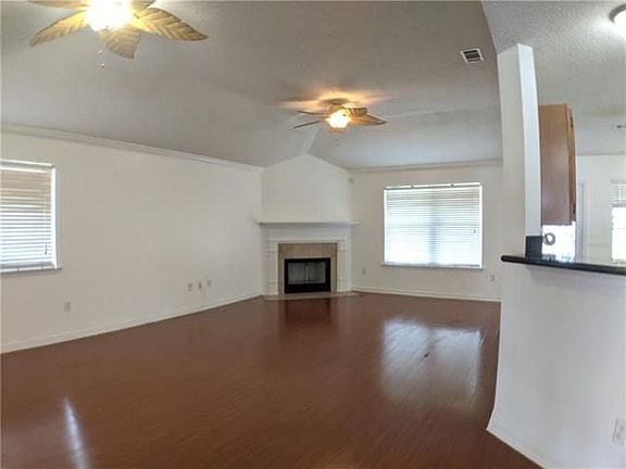 3rd image of 2320 Penndale Ln