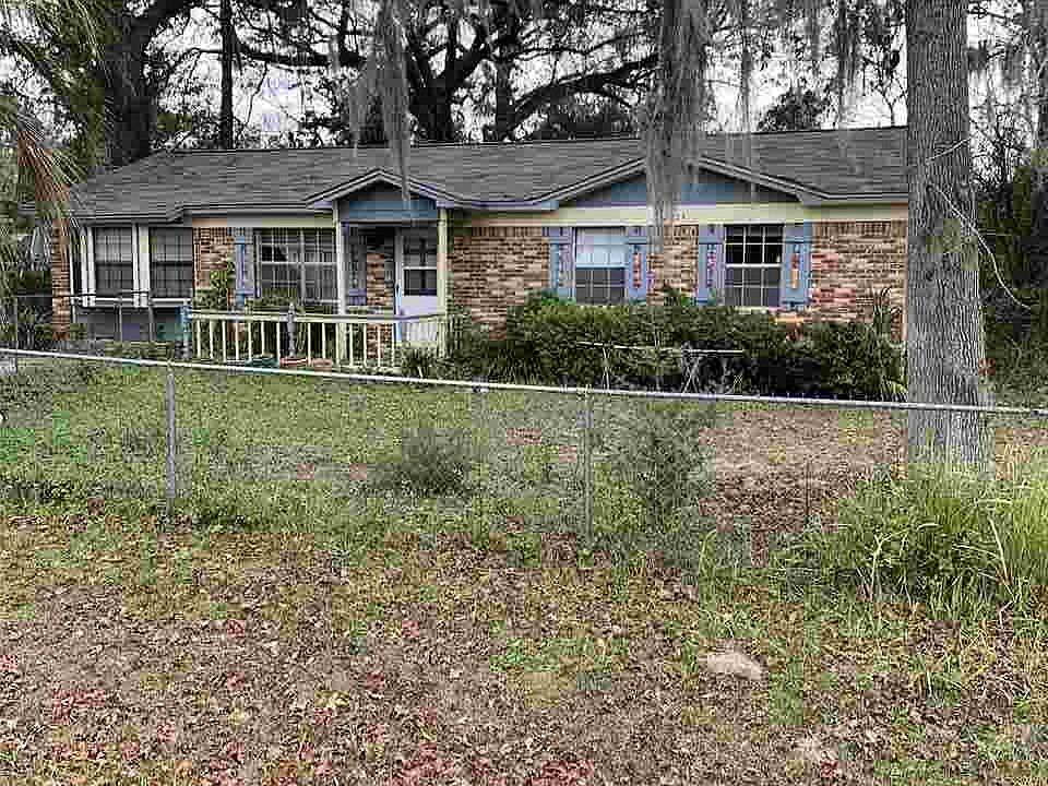 1st image of 2024 Longview Dr