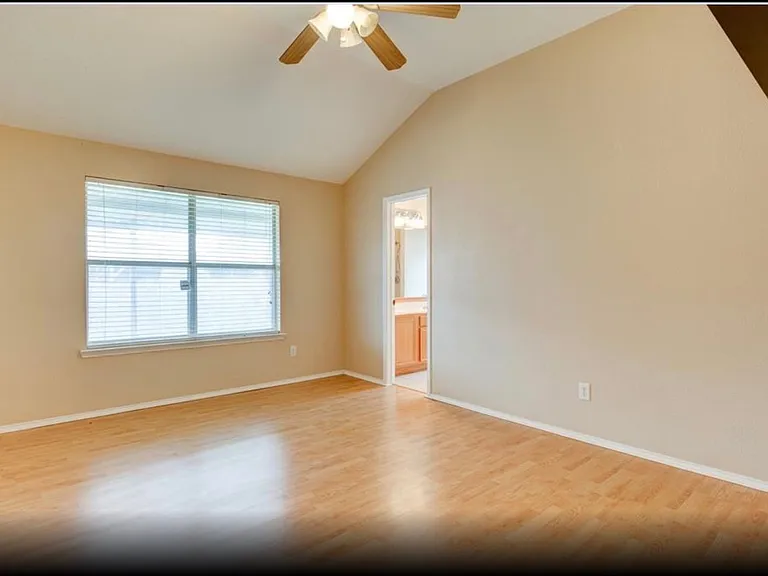 10221 Tustin Ter — Photo 10