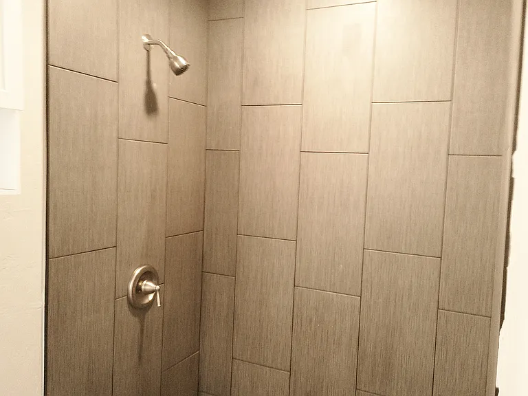 1505 S Howard Ave — Photo 14