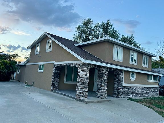 2nd image of 781 Sherwood Dr
