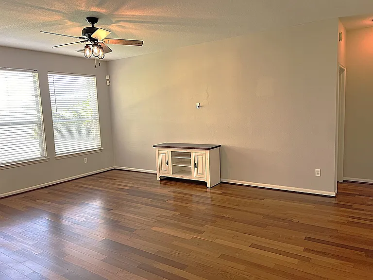 10634 Lyndon Meadows Dr — Photo 7