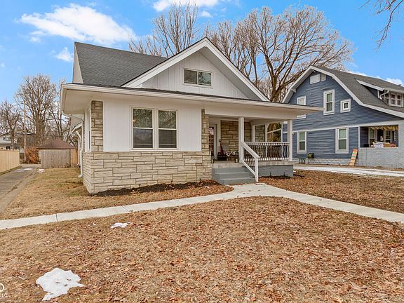 3rd image of 3838 Winthrop Ave