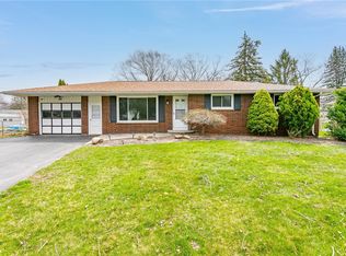 66 Frandee Ln, Rochester, NY 14626