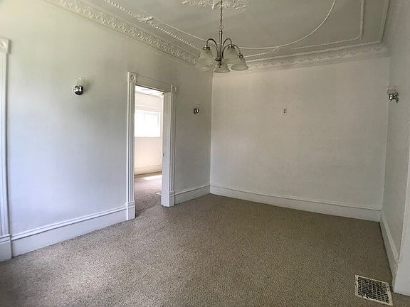 5th image of 113 W Dewey St