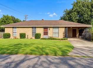 101 Bloomfield Dr, Carencro, LA 70520