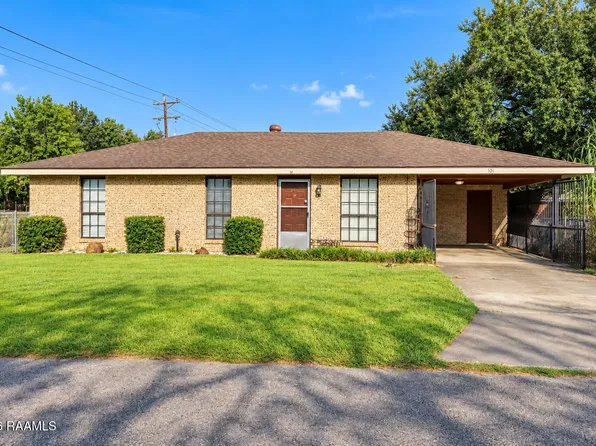 101 Bloomfield Dr, Carencro, LA 70520