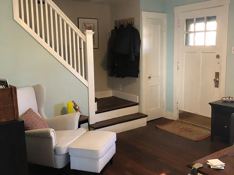 742 Shady Dr E — Photo 2