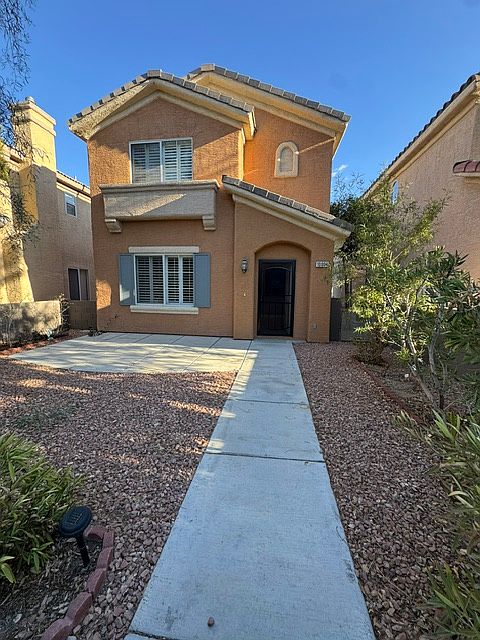 1st image of 10004 Camino Loma Verde Ave