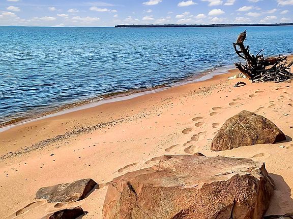 3rd image of 3044 Big Bay Rd