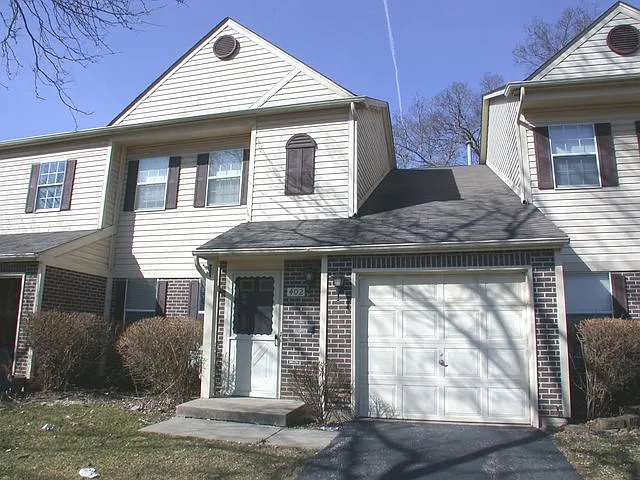 402 Ballard Dr photo 1