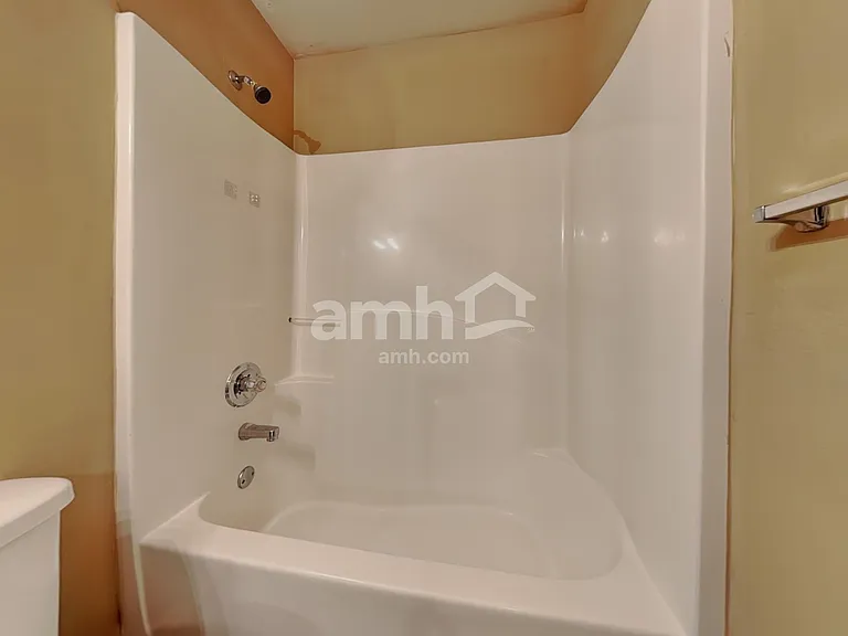 4813 Madison Point Cir — Photo 17