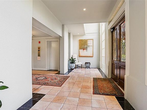 4th image of 3000 Saint Charles Ave APT 208