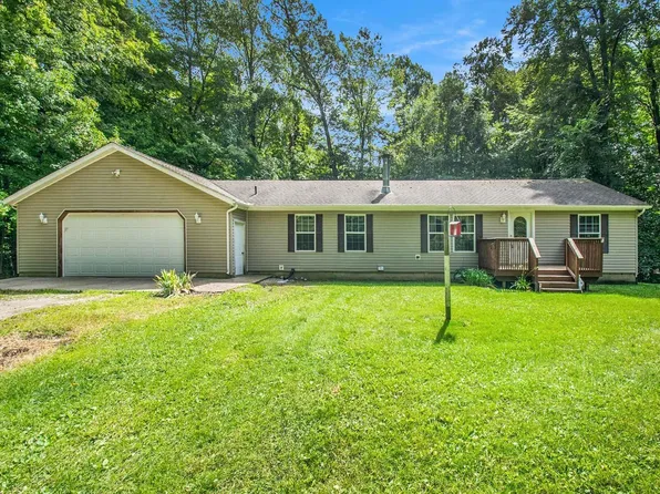 26671 M 60, Cassopolis, MI 49031