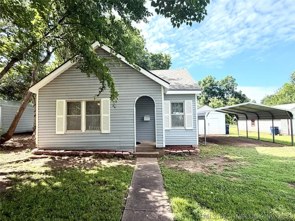 704 E Caddo St, Cleveland, OK 74020