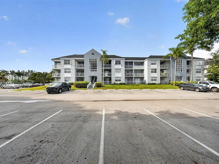 8540 SW 212th St #202 — Photo 2