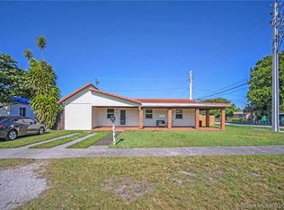 7501 SW 39th St, Miami, FL 33155