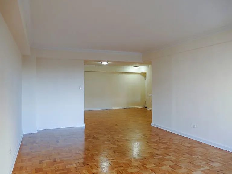 40 E 89th St #9D — Photo 12