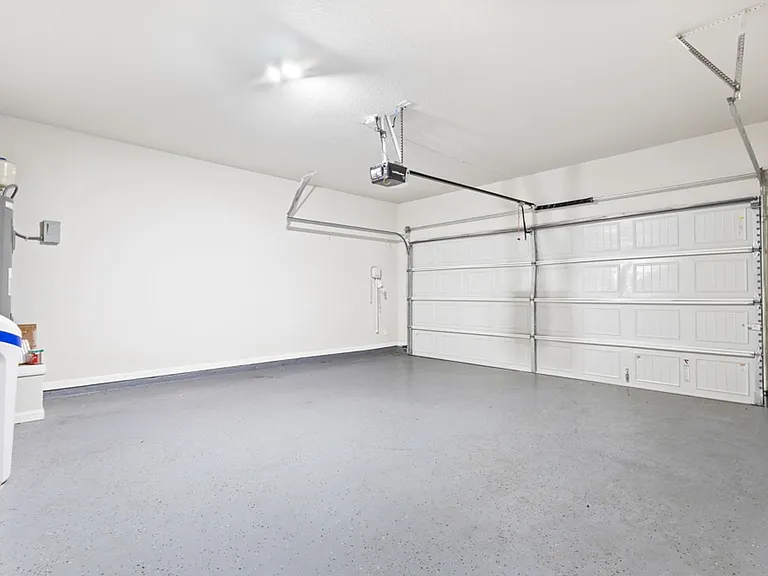 15136 Pandion Dr — Photo 22