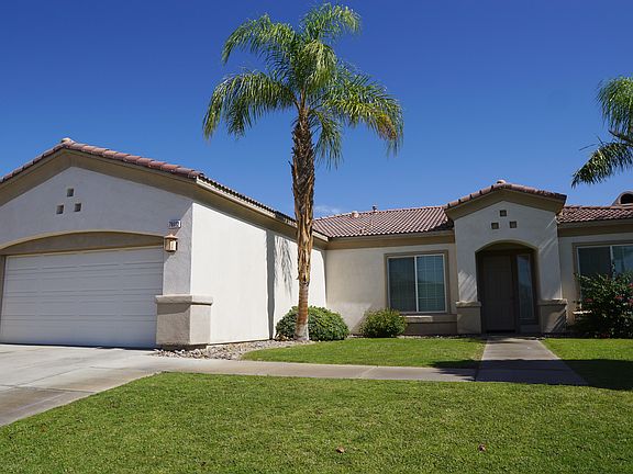 2nd image of 79882 Viento Dr