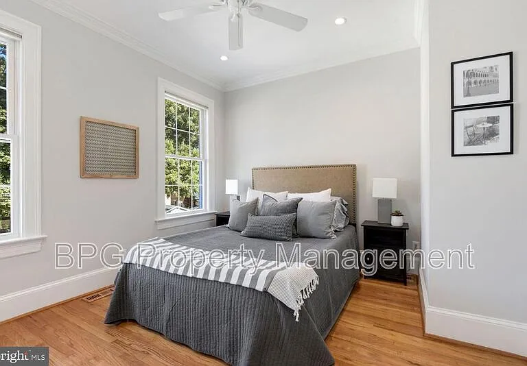 431 Manor Pl NW — Photo 15