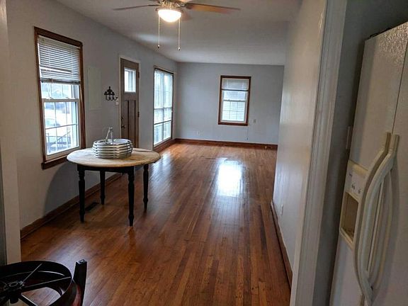 2nd image of 2207 McClung Ave