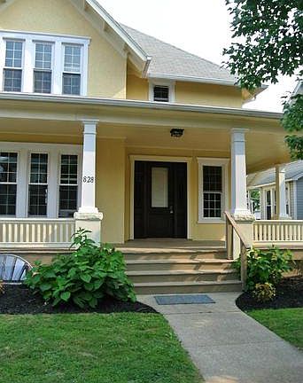 4th image of 828 Mulberry Ave
