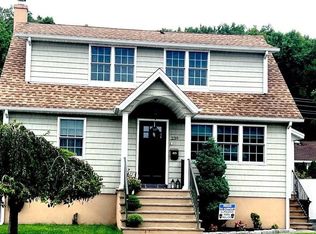 239 Falmouth Ave FLOOR 1, Elmwood Park, NJ 07407