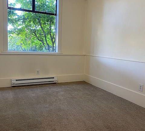 5th image of 602 Melrose Ave E APT 101