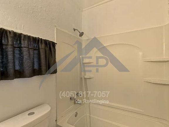 3rd image of 2300 Carlton Way