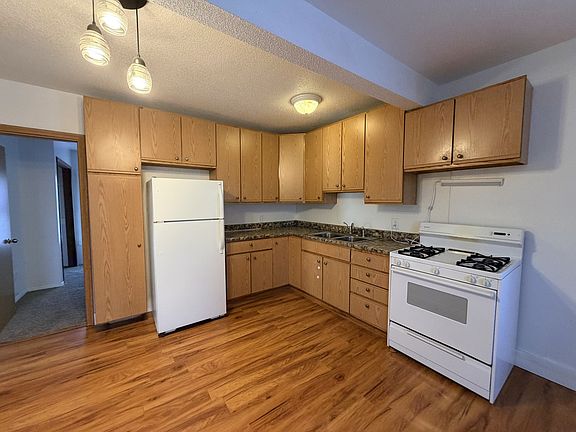 3rd image of 616 S 1st Ave #2