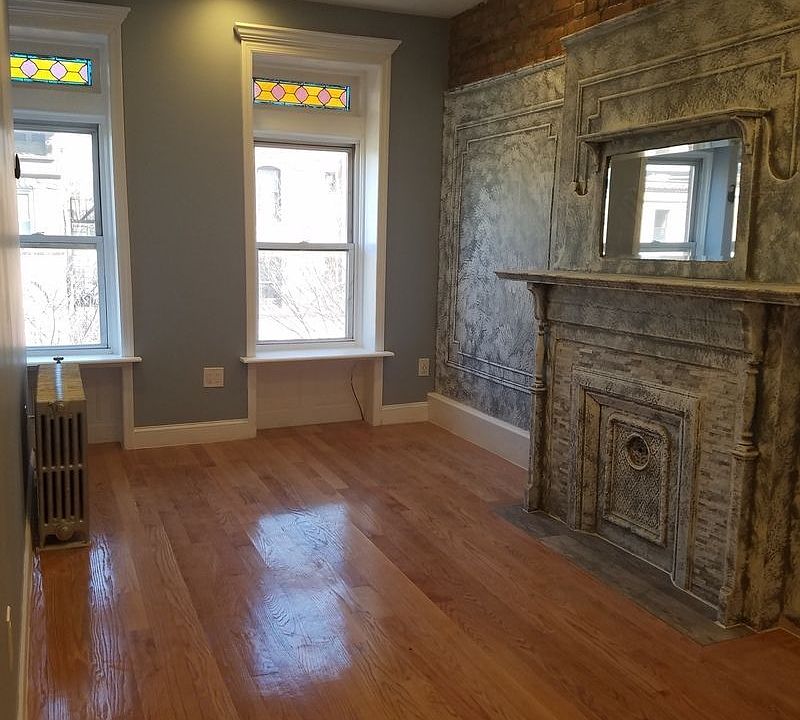 1st image of 742 Halsey St #2
