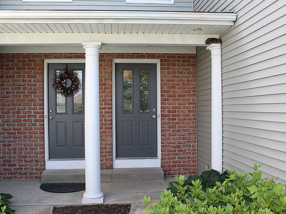 3rd image of 5407 Rivertown Cir SW