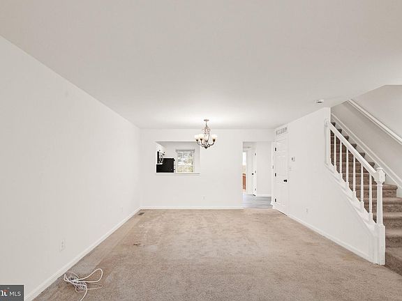 3rd image of 1421 Saint Michael Ct