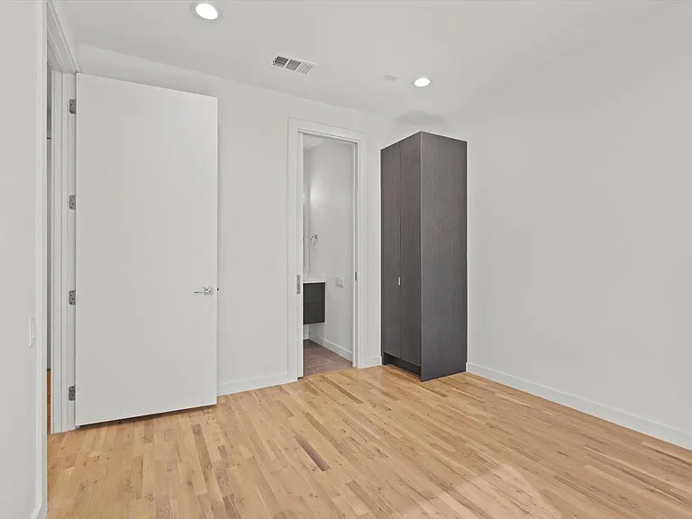 4210 Delano Pl #1 — Photo 8