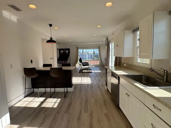 1339 S Mansfield Ave, Los Angeles, CA 90019