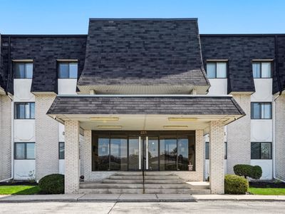2371 Deerpath Dr Unit 305, Schererville, IN, 46375