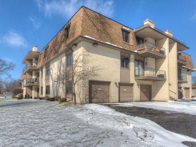 643 South St APT 204, Munster, IN, 46321