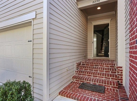 2nd image of 2256 W Village Junction Way SE