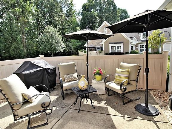 3rd image of 1201 Cutler Ln