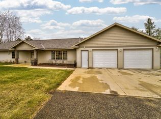 742 1st St NW, Menahga, MN 56464