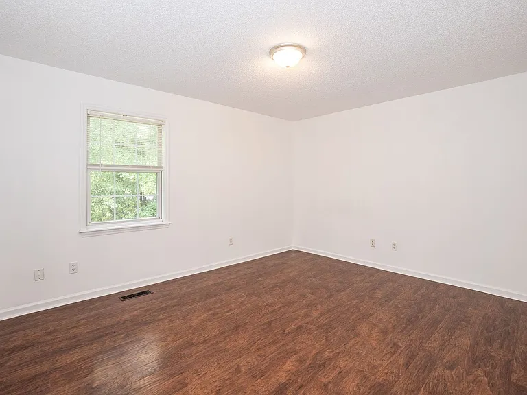 5410 Talserwood Dr — Photo 20