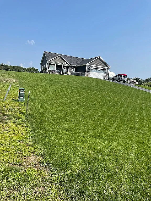 9560 Iosco Ridge Dr photo 1