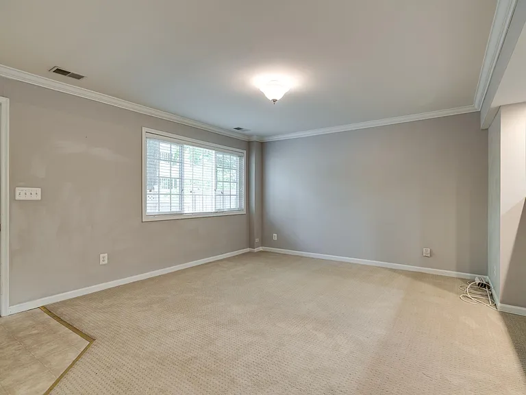 1171 N Van Dorn St — Photo 14