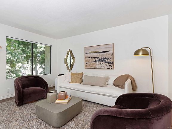 2nd image of 8446 Via Sonoma Unit 95