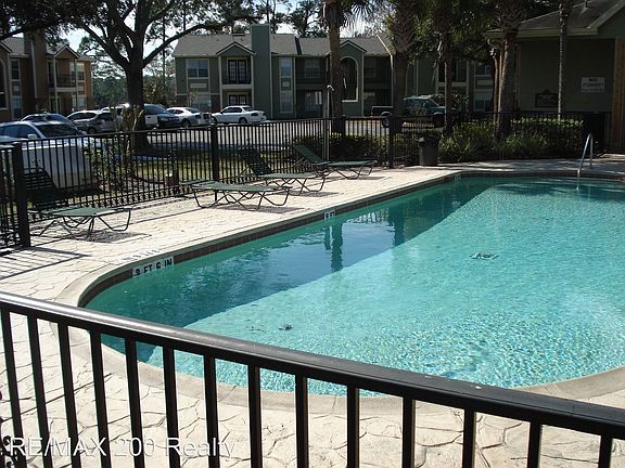 3rd image of 2550 N Alafaya Trl APT 7102
