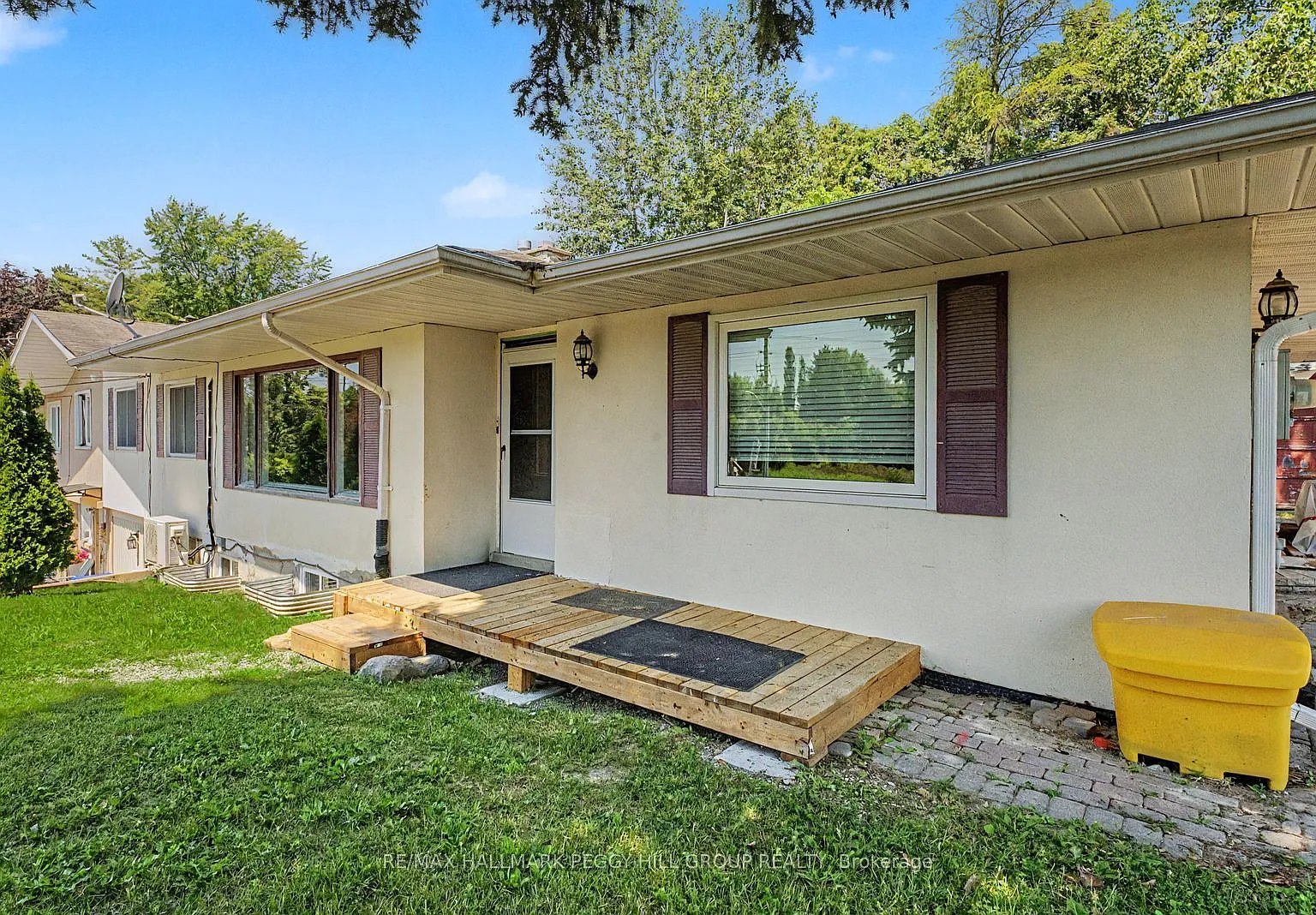 3 bed, $2,800 — Photo 2