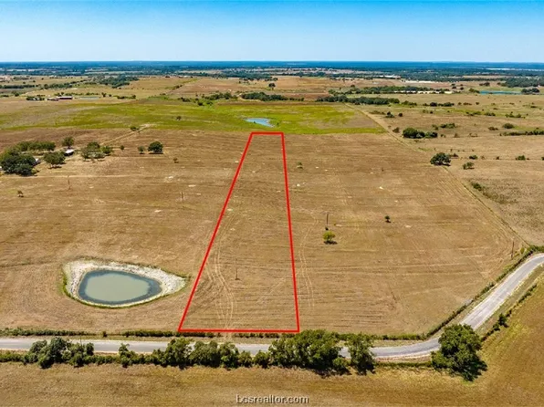 4 County Road 258, Moulton, TX 77975