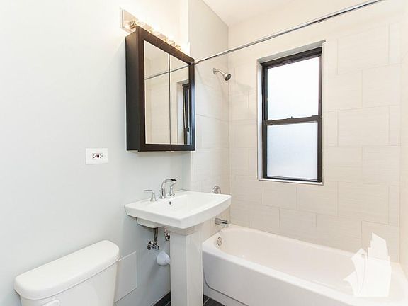 4th image of 617 W Melrose St #K1